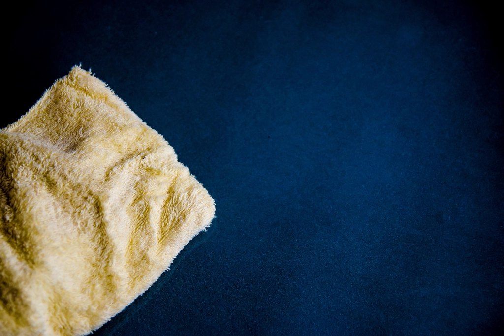 Free close cleaning towel blue